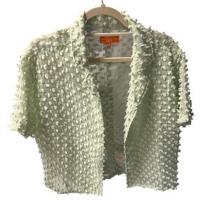 NEGATIVE SPACE BUTTON UP BLOUSE 21” P2P